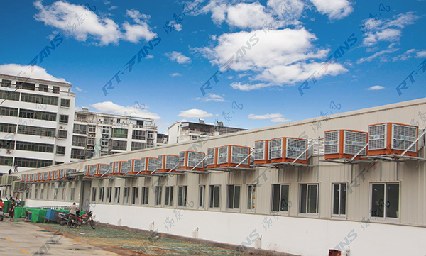 注塑車間降溫安裝瑞泰風(fēng)潤東方環(huán)保空調(diào)有哪些優(yōu)勢？